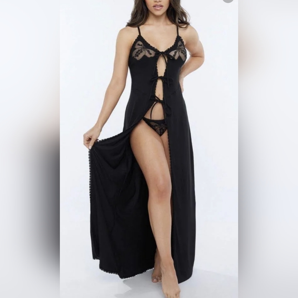 Savage X Fenty (Rhiana's Line) Sexy Black Nightgown😉😘